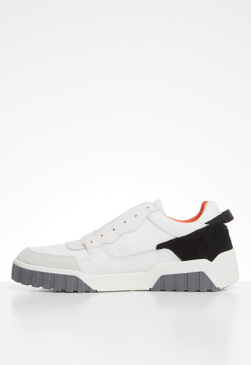 Diesel  - S-le rua on  - star white