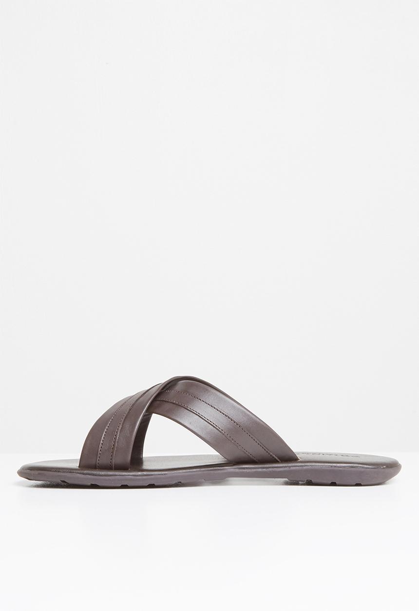 Pringle of Scotland - Cole sandal - brown