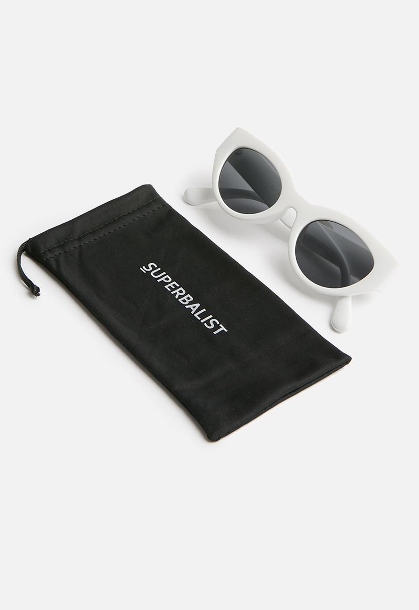 Superbalist - Feral sunglasses - white