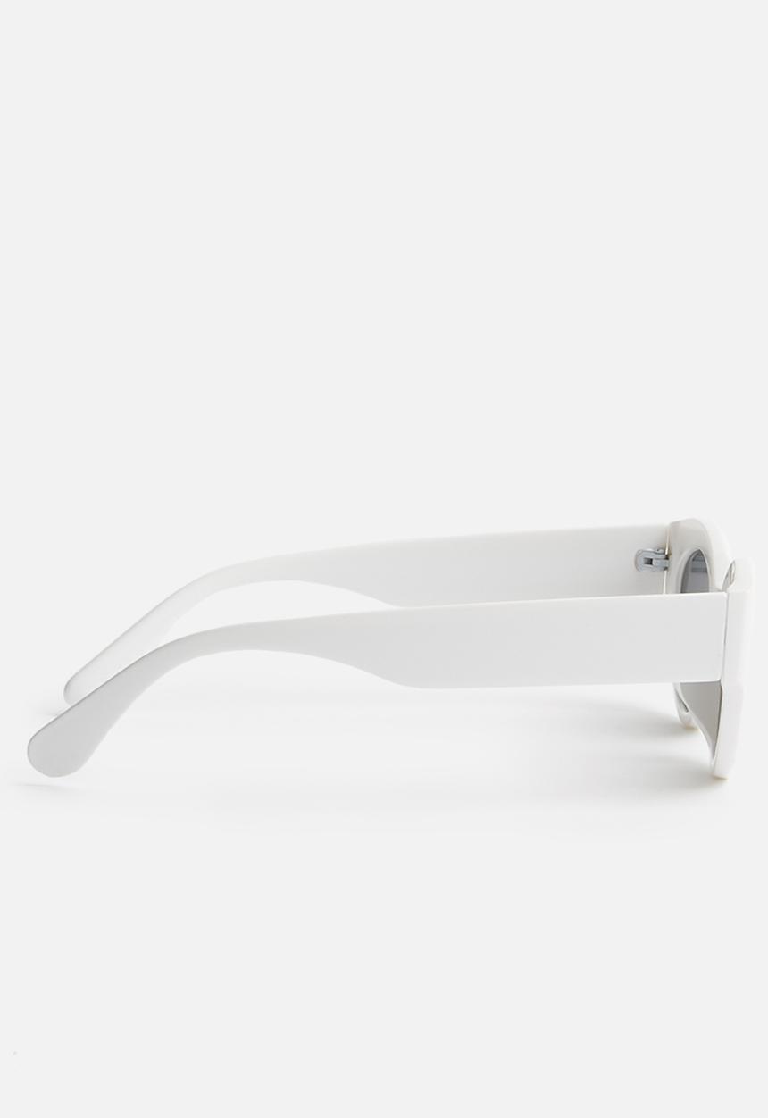 Superbalist - Feral sunglasses - white