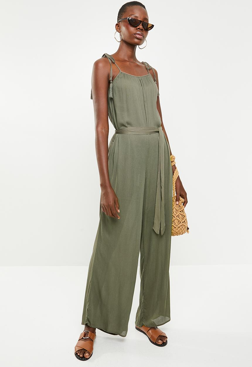 Missguided - Crinkle viscose tie relaxed jumpsuit - green