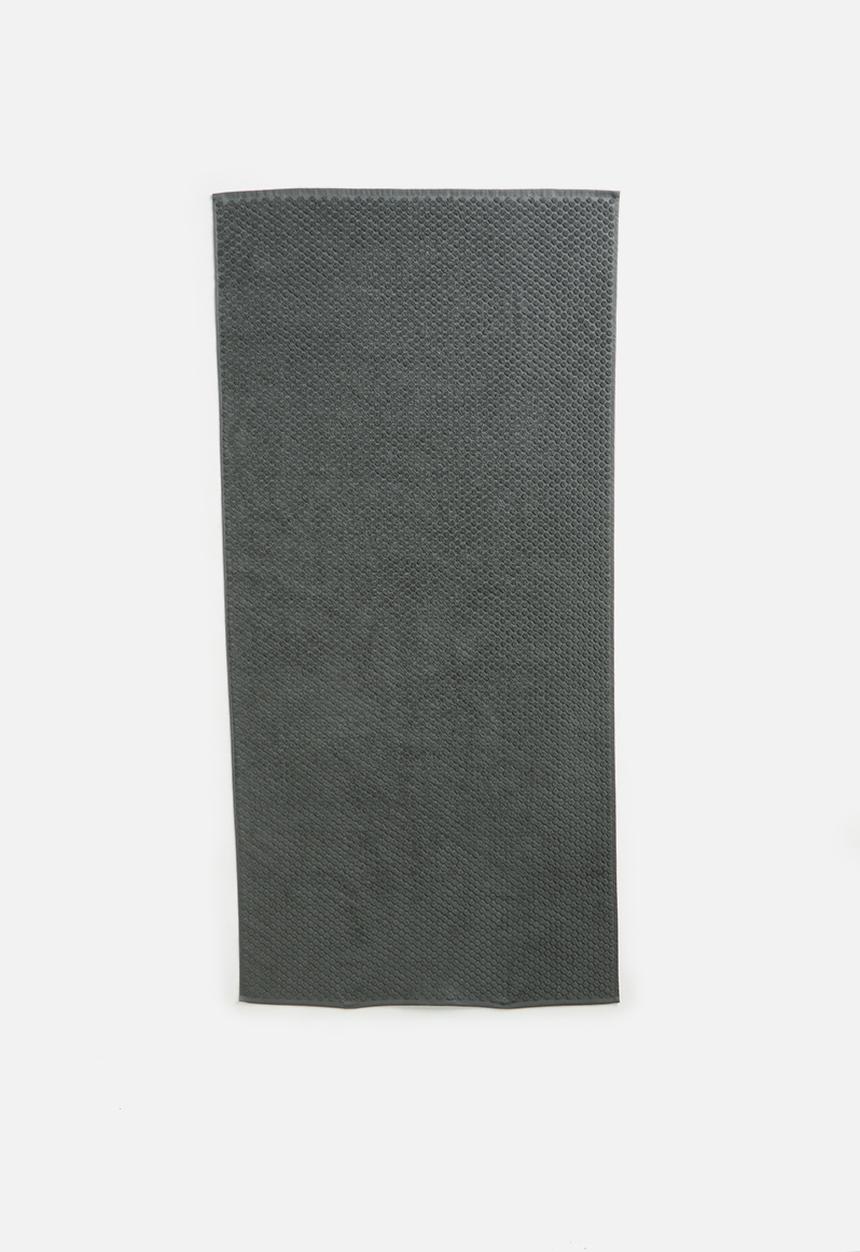 Linen House - Jordan spot bath towel - asphalt