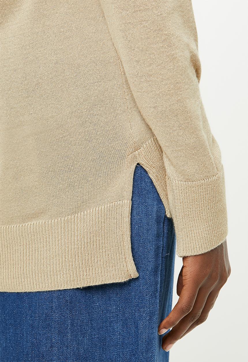 Superbalist - Lightweight bamboo blend V-neck pullover - beige