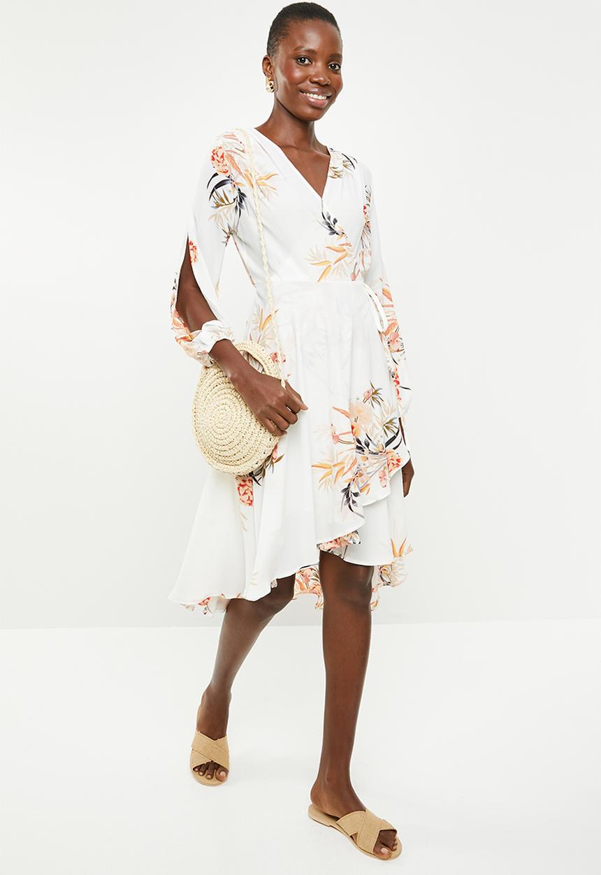 Revenge - Floral wrap dress - white