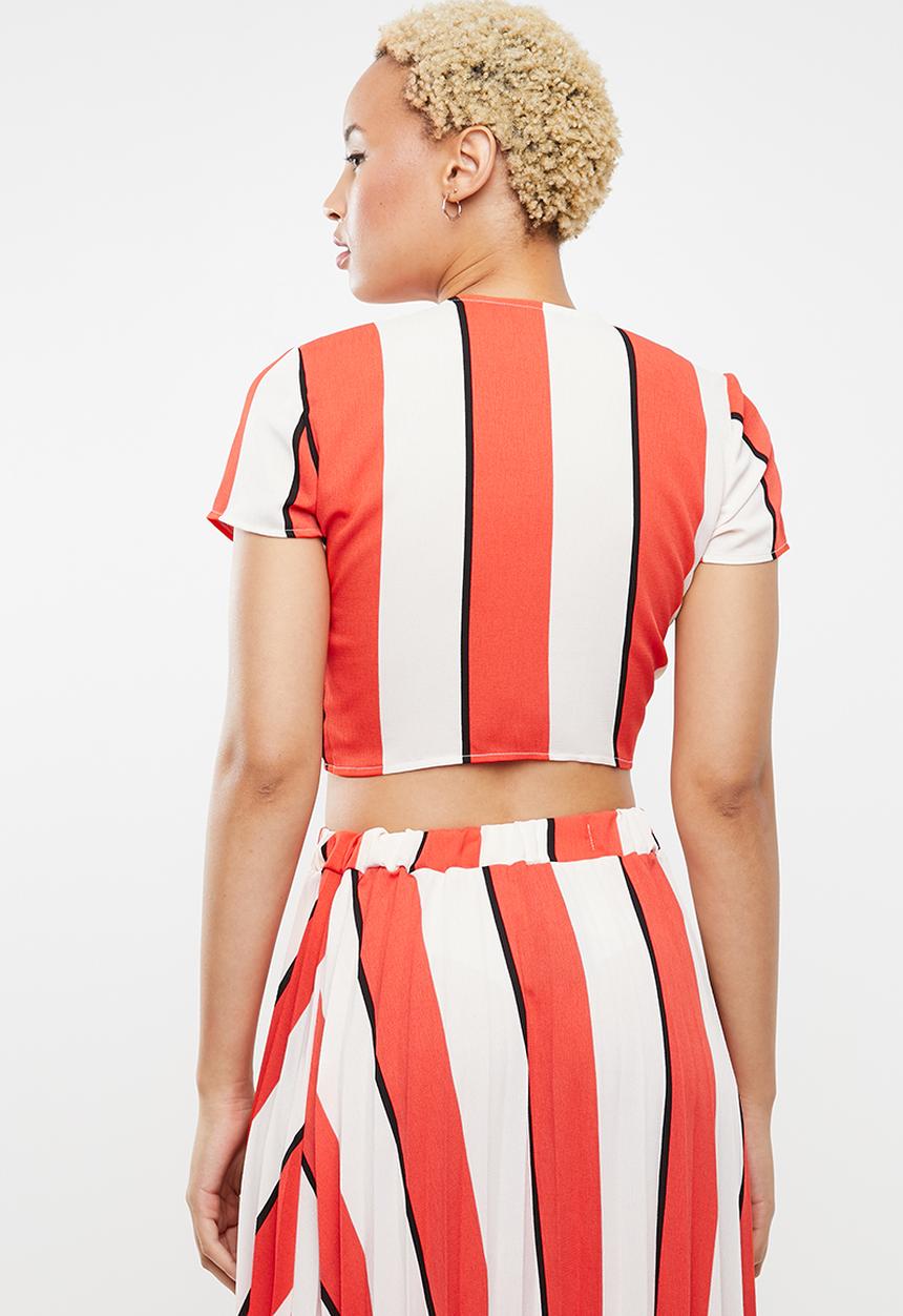 STYLE REPUBLIC - Tie front crop top - orange & cream