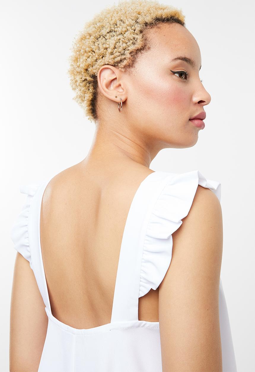 c(inch) - Frill detail cami - white