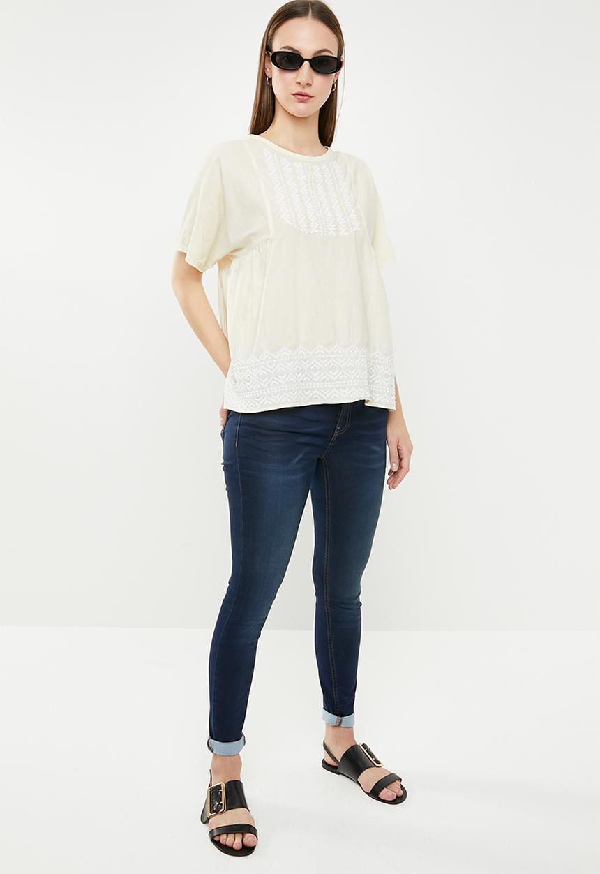 edit - Short sleeve embroidered blouse - cream