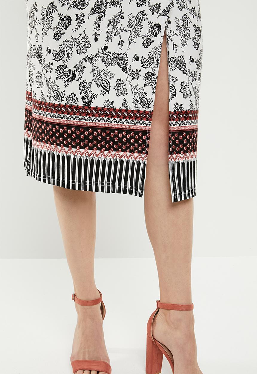 edit - Sleeveless wrap-over dress - white & black 