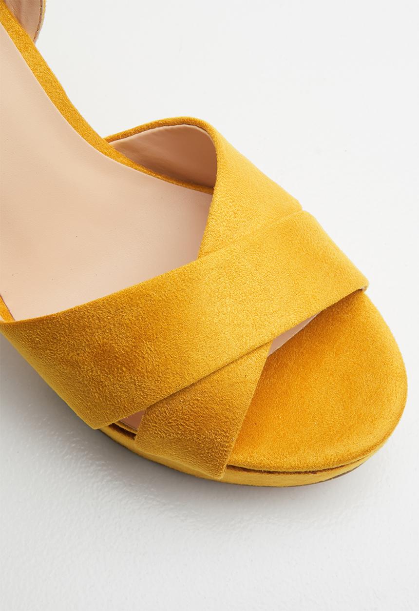 ONLY - Allie wide crossed heeled sandal - yellow