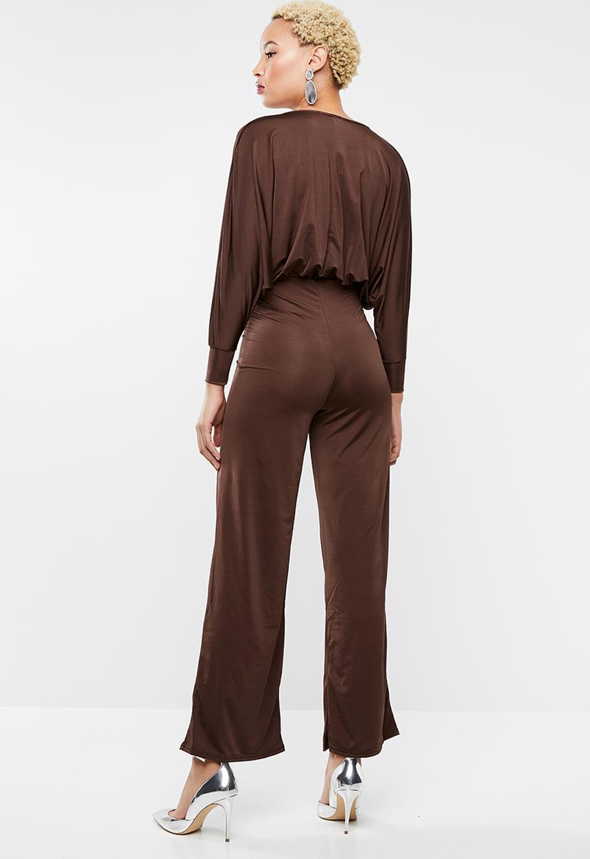 Missguided - Slinky plunge batwing jumpsuit - brown