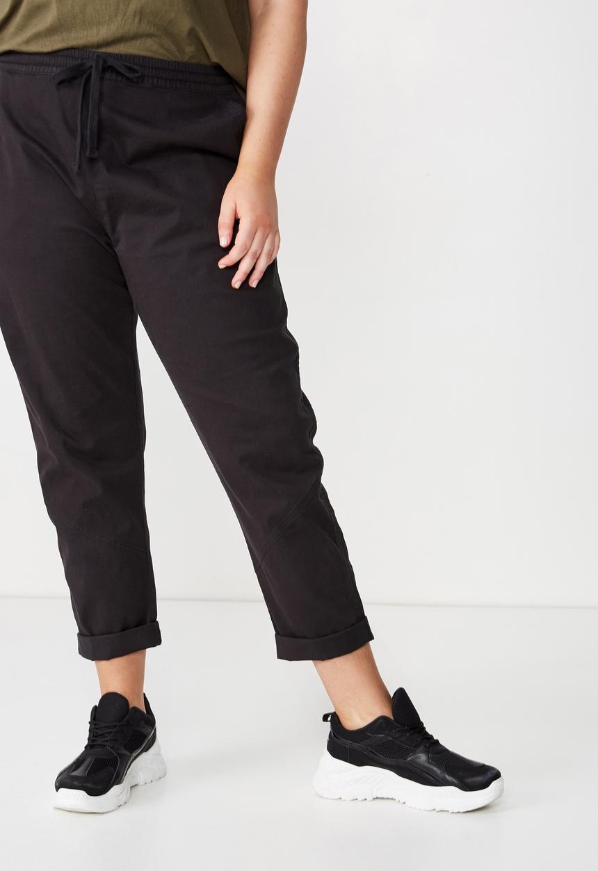 Cotton On - Curve rolled hem chino  - black