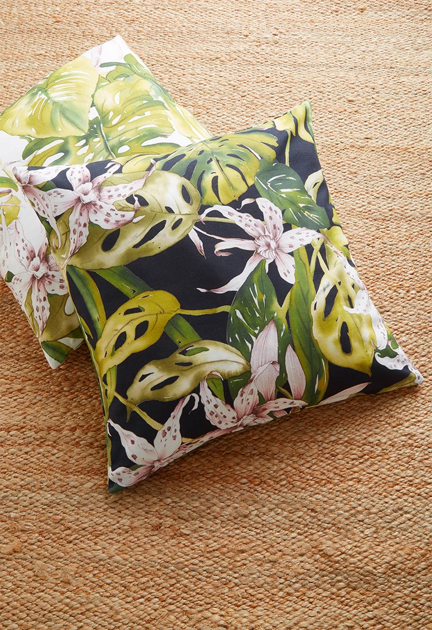 Hertex Haus - Borneo cushion cover - black
