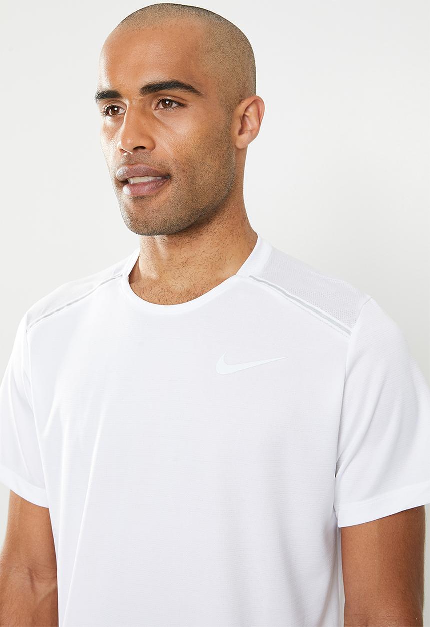 Nike - Nike element 2.0 T-shirt - white