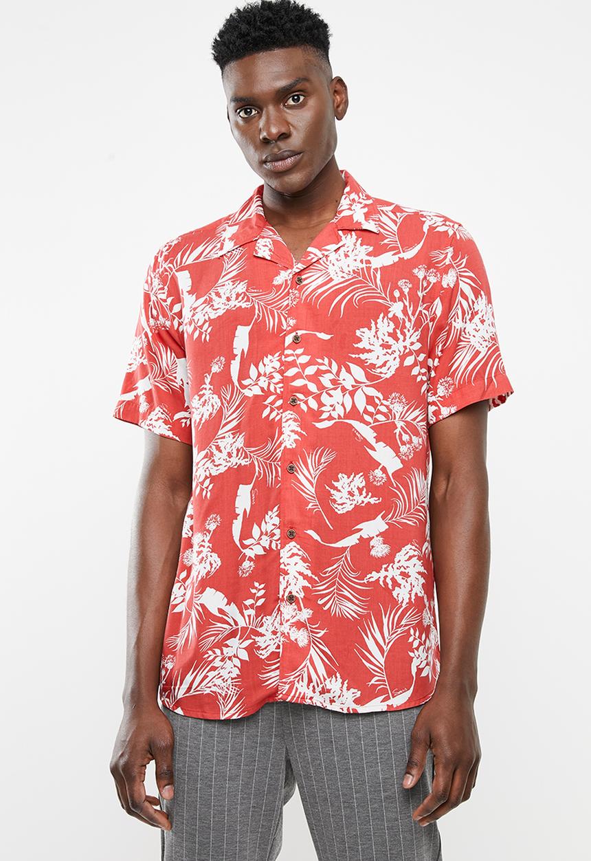 Only & Sons - Larry short sleeve all over print viscose shirt - red