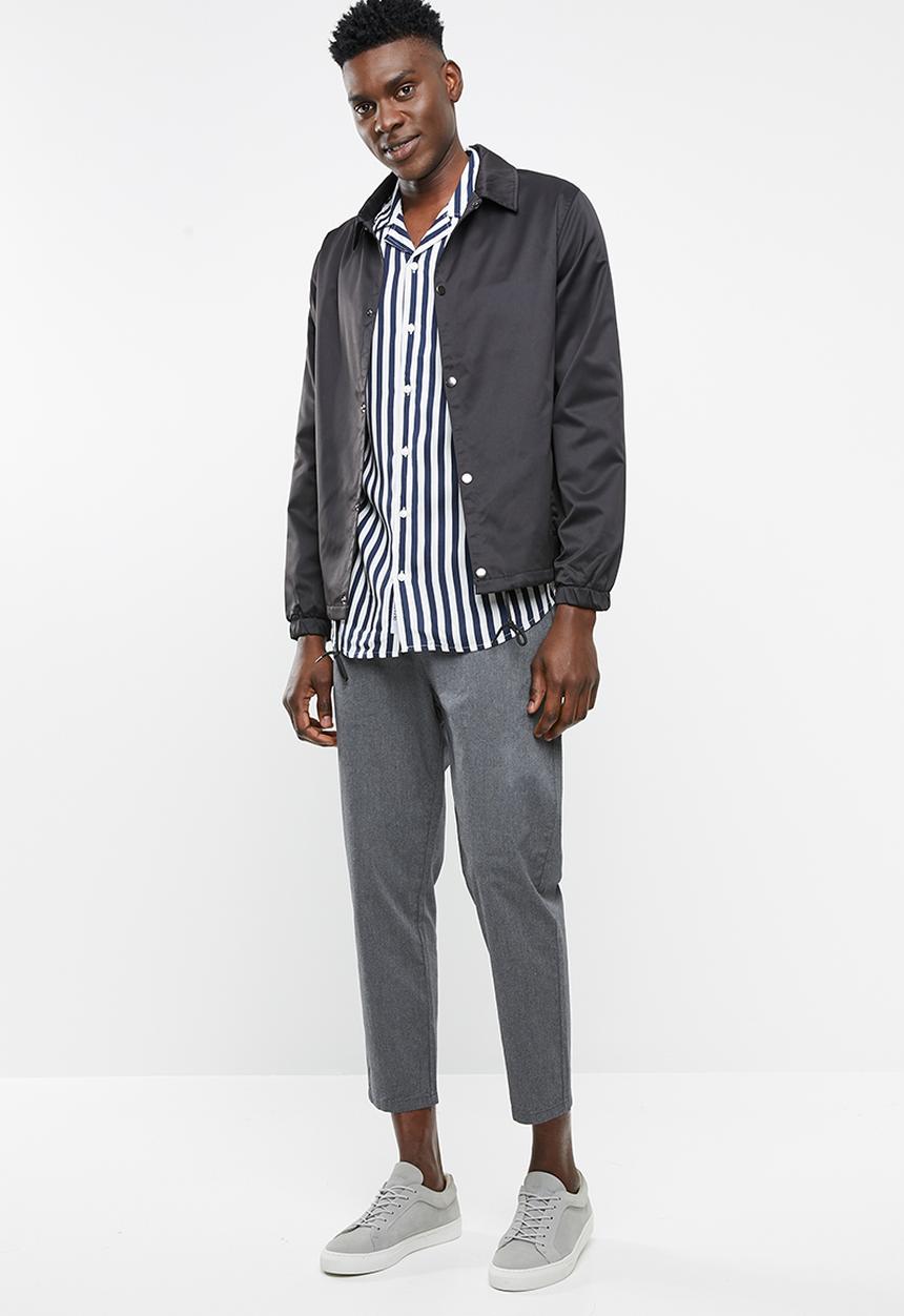 Only & Sons - Wayne short sleeve striped viscose shirt - navy