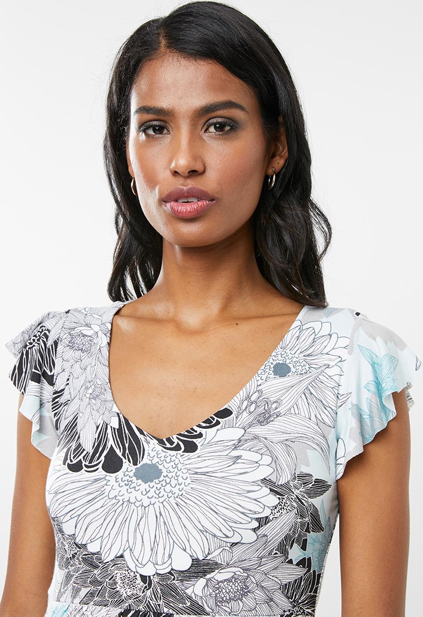 Cherry Melon - Maternity V-neck dress with frill sleeve - multi
