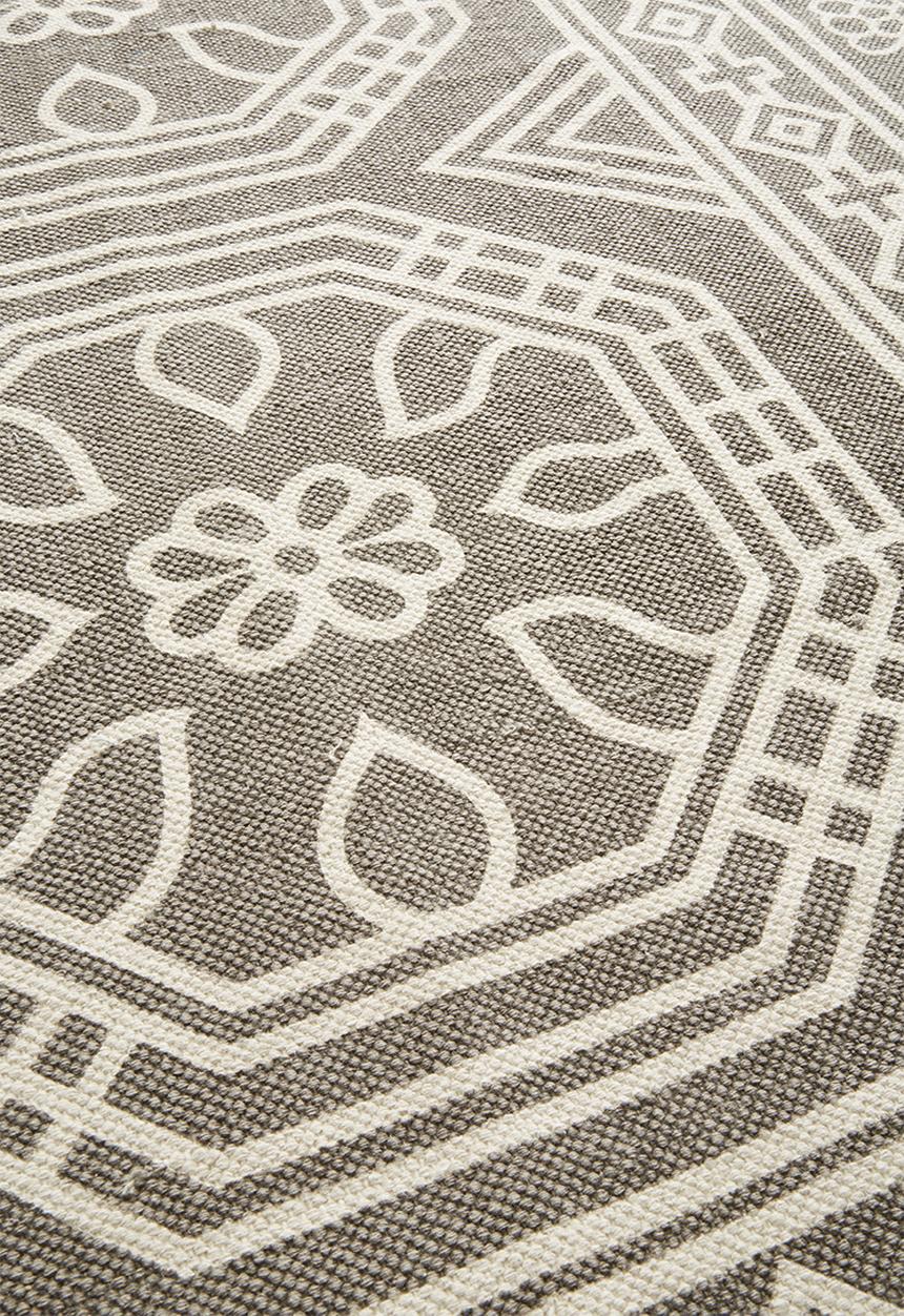 Sixth Floor - Auden printed rug - white & grey