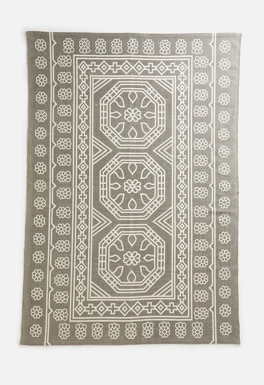 Sixth Floor - Auden printed rug - white & grey