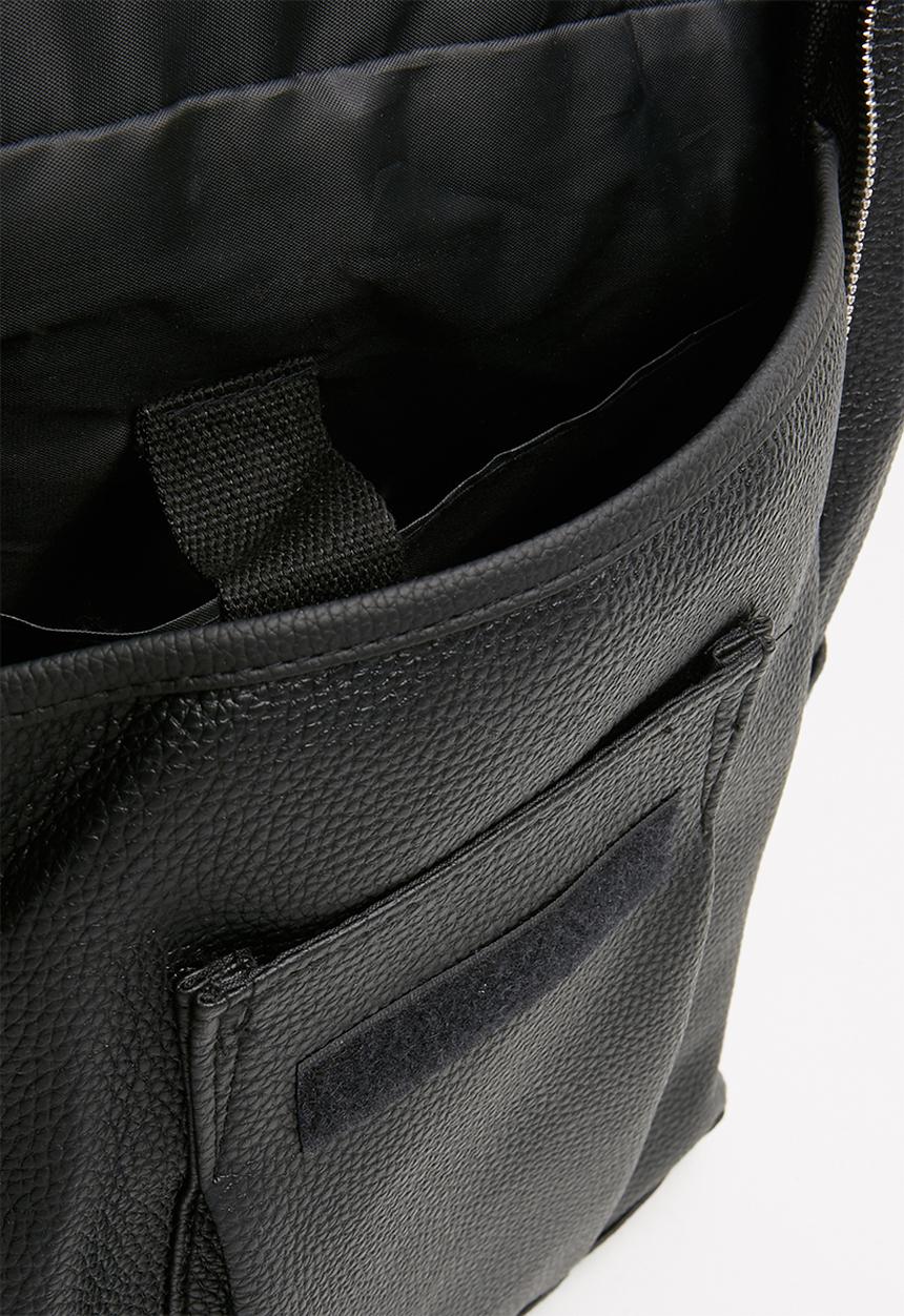Superbalist - Zip detail faux leather backpack - black