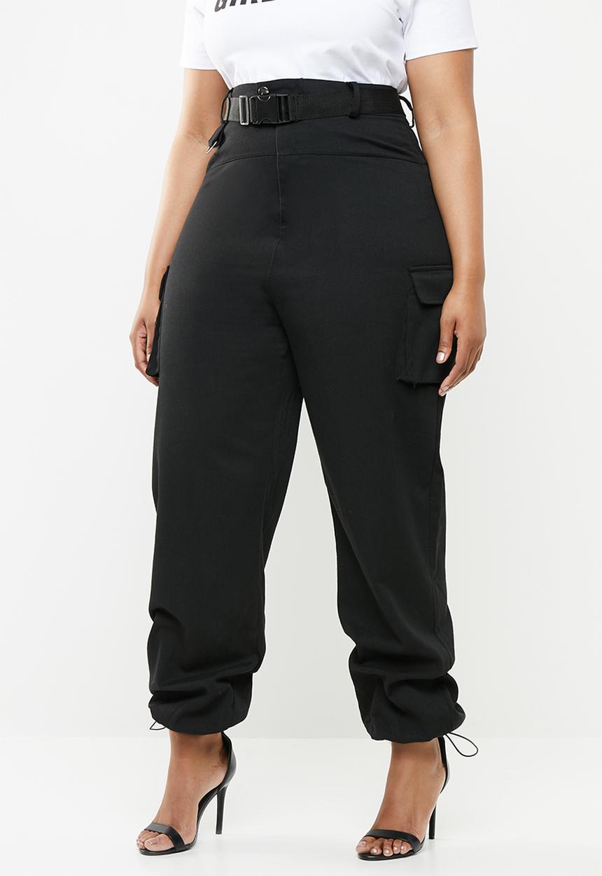 Missguided - Curve seat belt cargo trousers - black