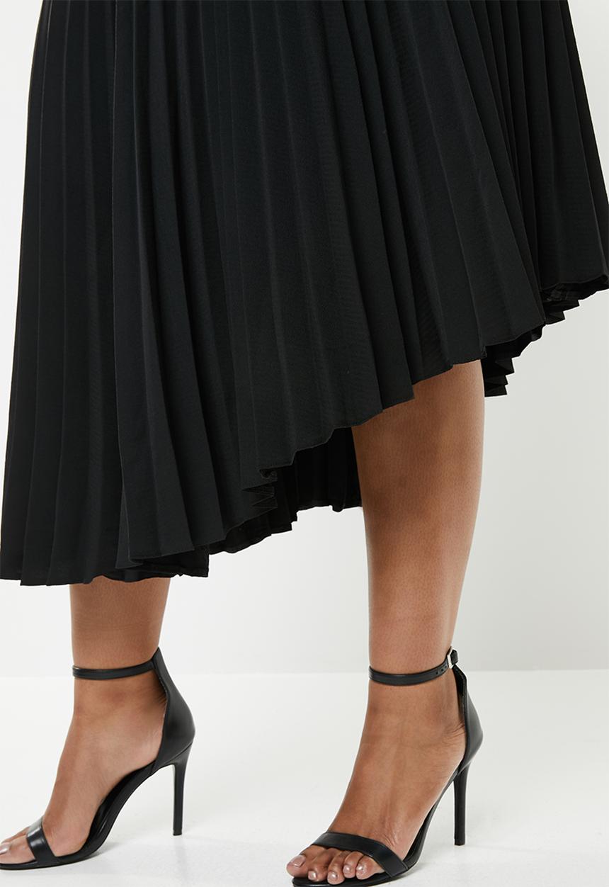Superbalist - Asymmetrical hem pleated skirt - black