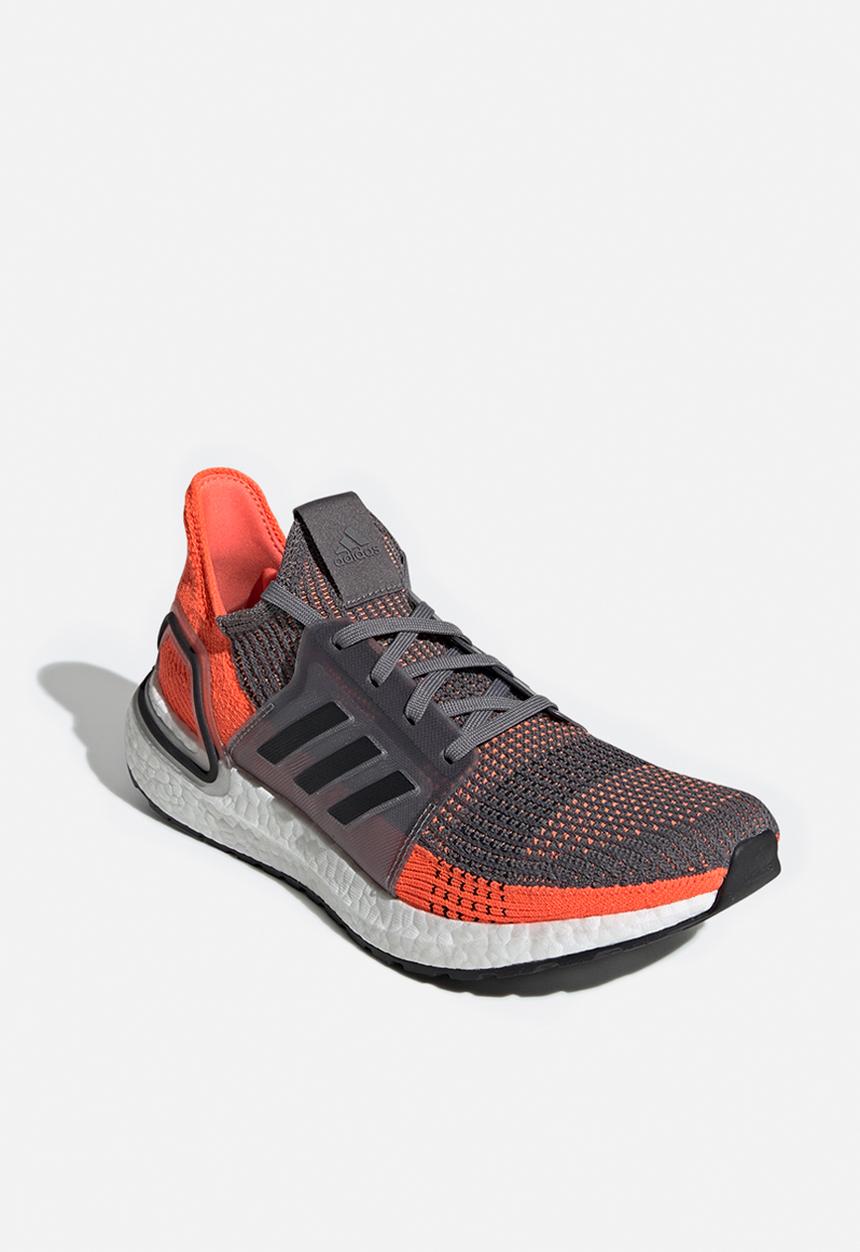 adidas Performance - Ultraboost 19 m - grey four f17/core black/hi-res coral