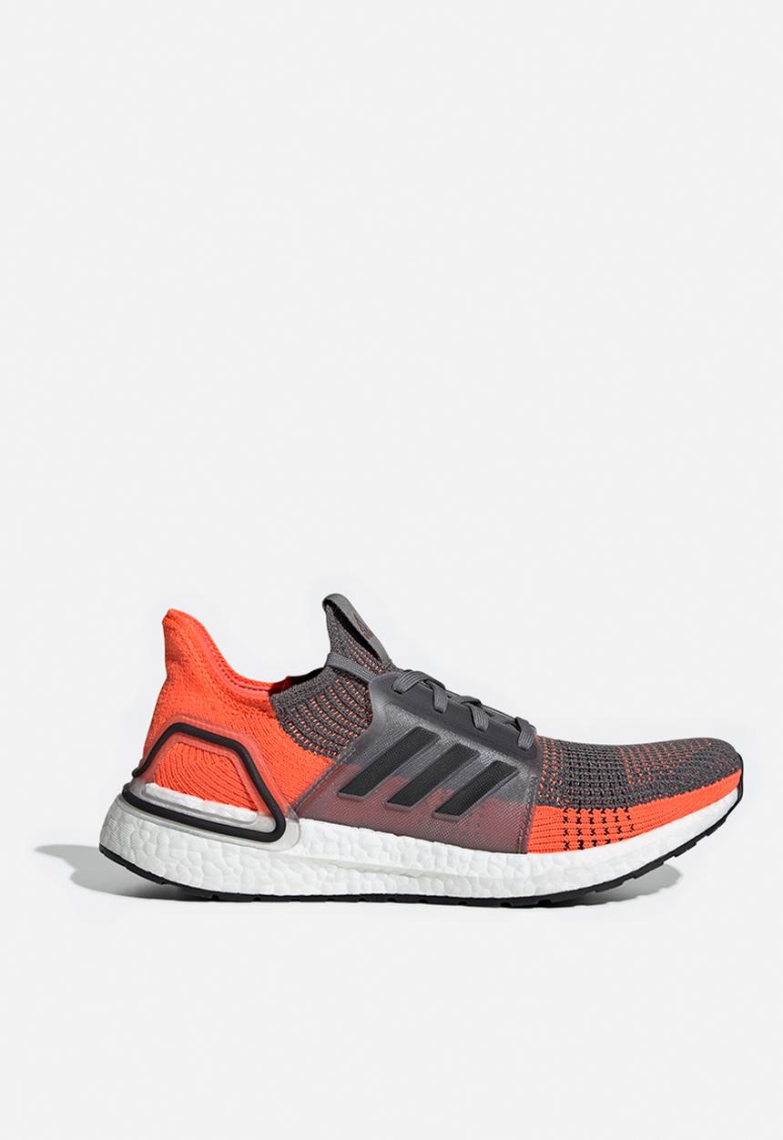 adidas Performance - Ultraboost 19 m - grey four f17/core black/hi-res coral
