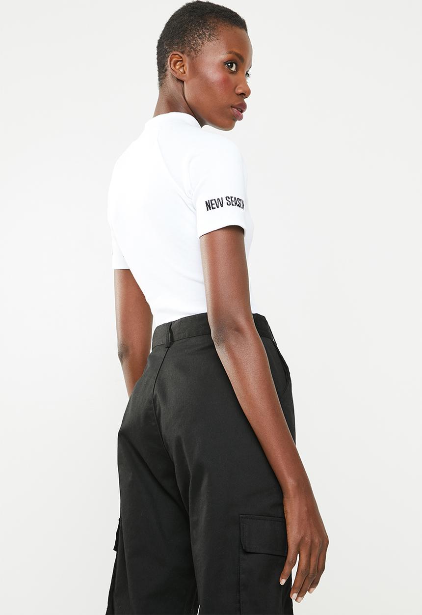 Missguided - High neck zip up short sleeve bodysuit - white