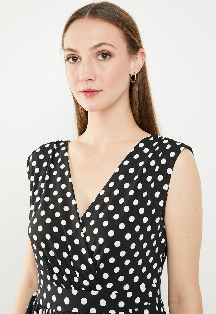 edit - Sleeveless drape dress - black