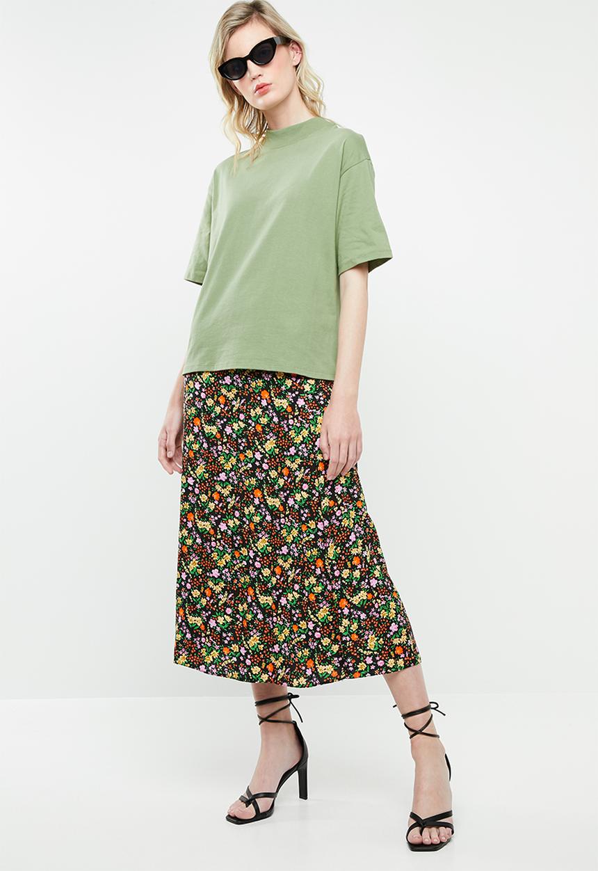 Superbalist - Hi neck grown on sleeve tee - green