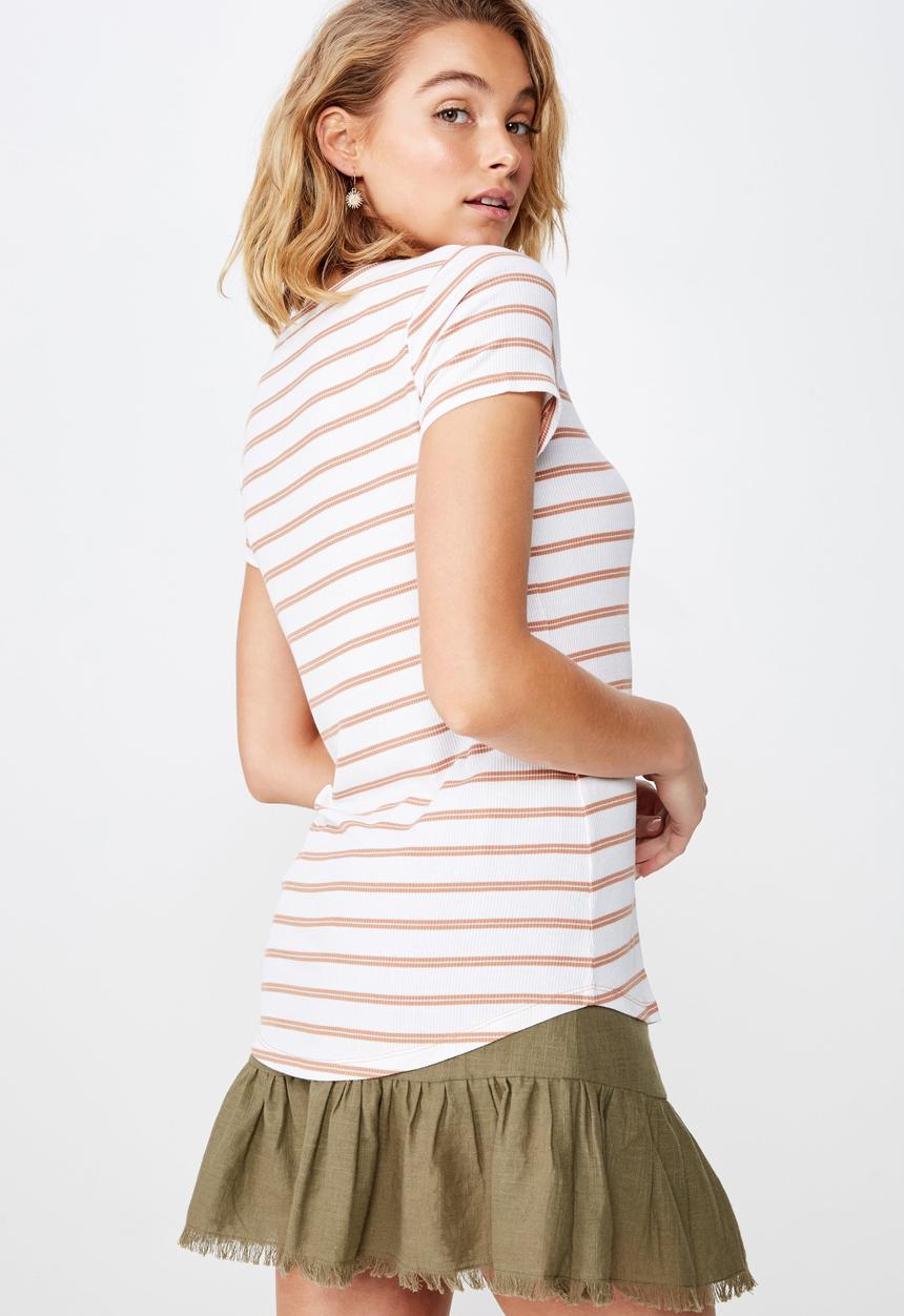 Cotton On - The girlfriend tee  - brown & white 