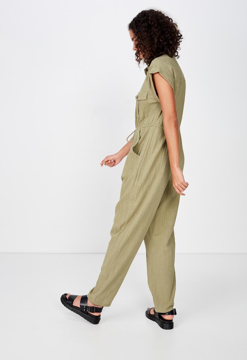 Cotton On - Woven Isabella utility jumpsuit  - green