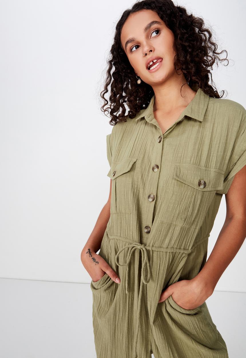 Cotton On - Woven Isabella utility jumpsuit  - green