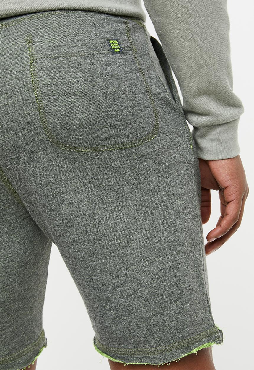 STYLE REPUBLIC - Raw trim short - green