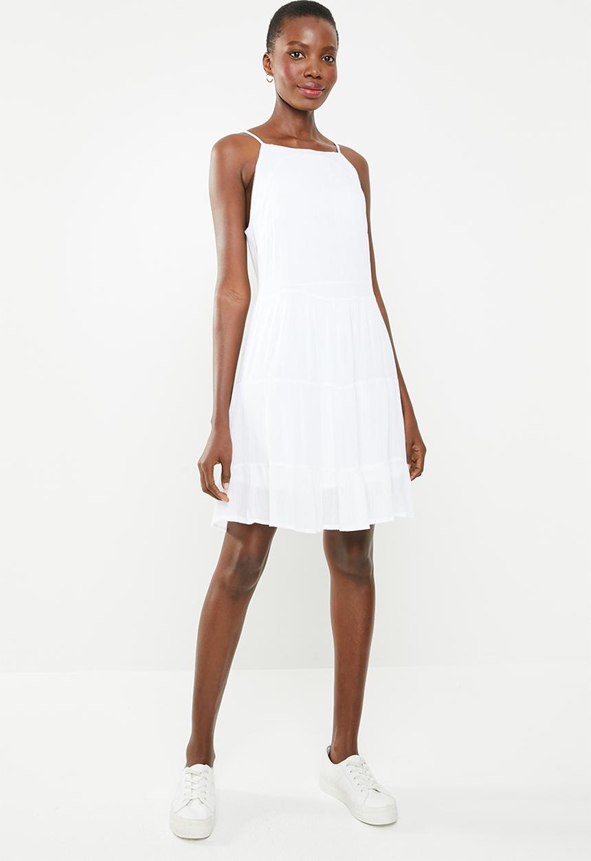 Missguided - Square neck crinkle shift dress - white