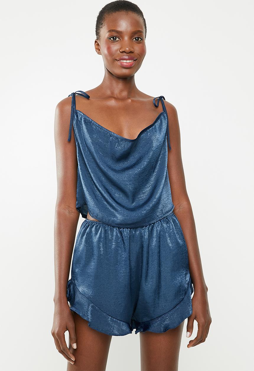 Missguided - Satin tie shoulder cami short pyjama set - navy