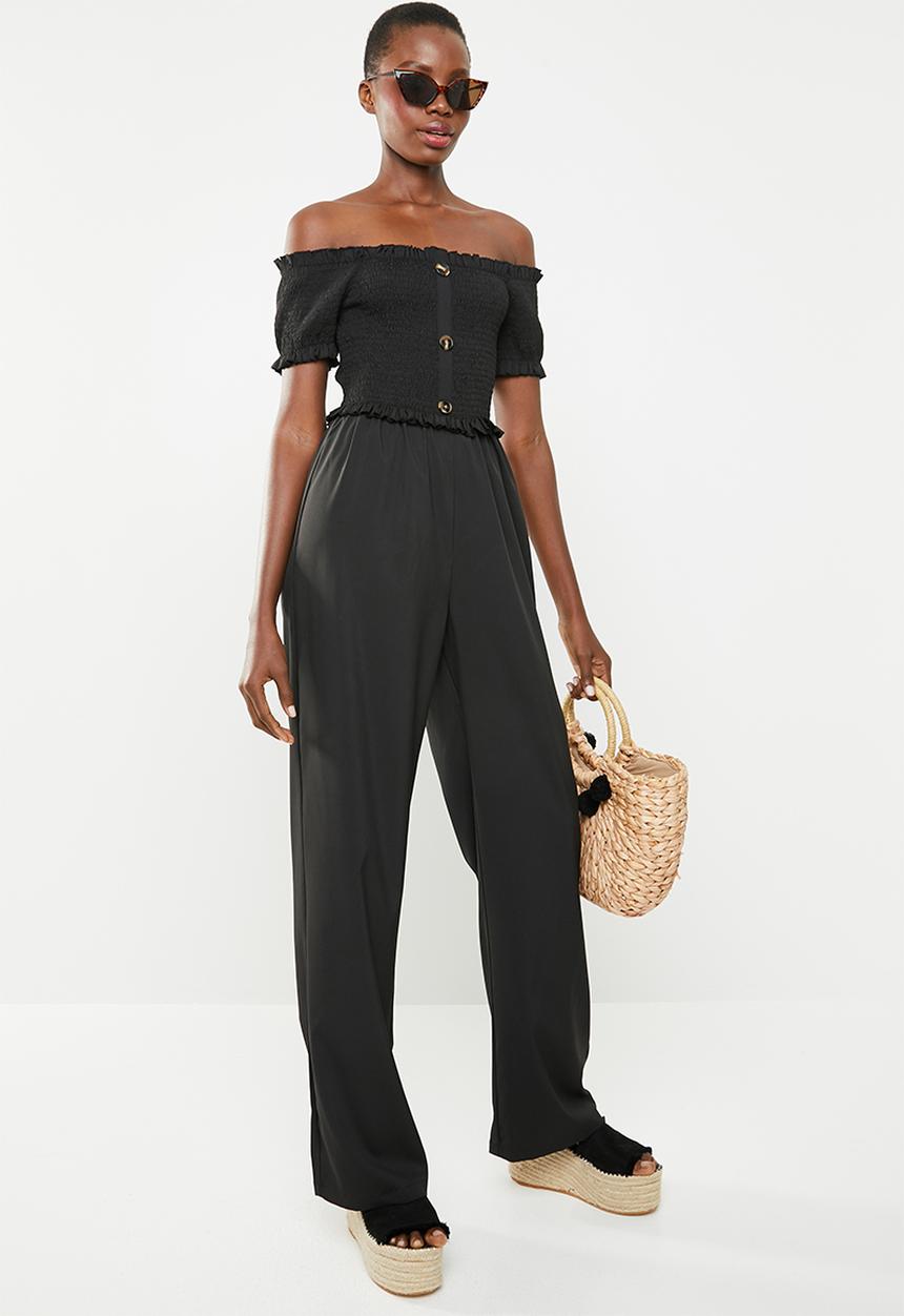 Missguided - Shirred horn button bardot jumpsuit - black