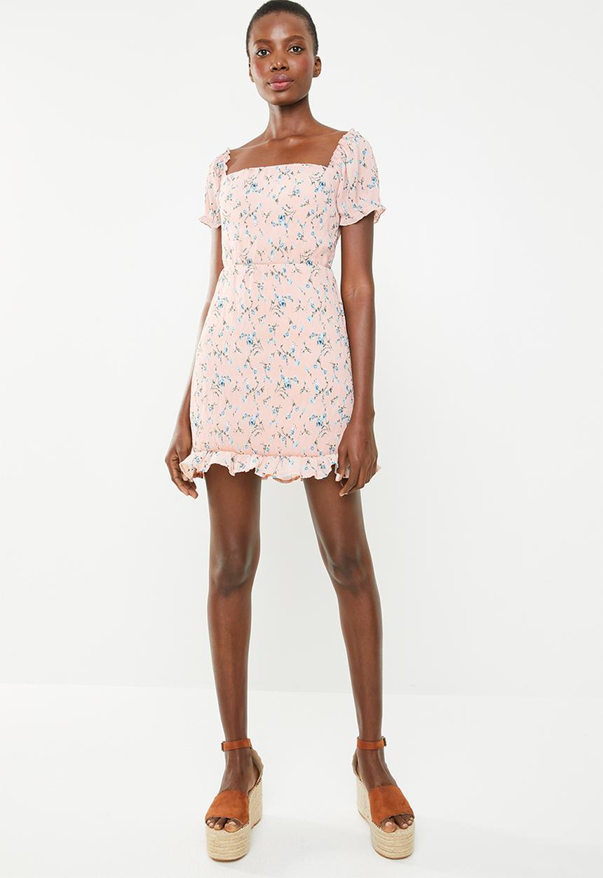 Missguided - Plisse milk maid ditsy floral dress - pink