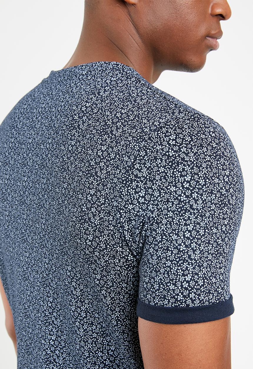 Jack & Jones - Austin short sleeve all over print tee - navy & white
