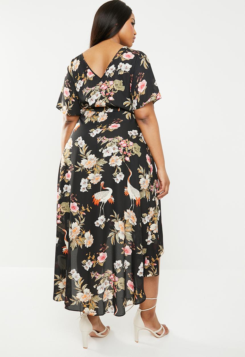 Missguided - Curve wrap floral printed midi dress - black