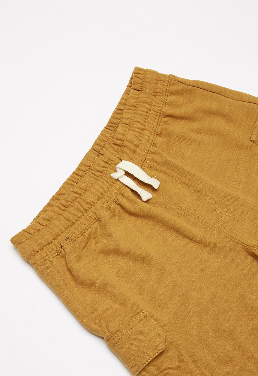 Cotton On - Henry slouch short - yellow