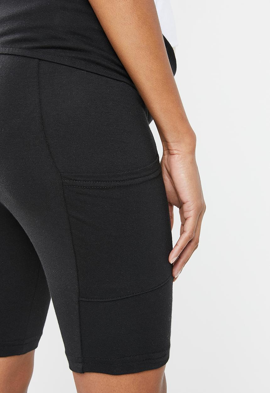Superbalist - Maternity bicycle shorts with pockets - black