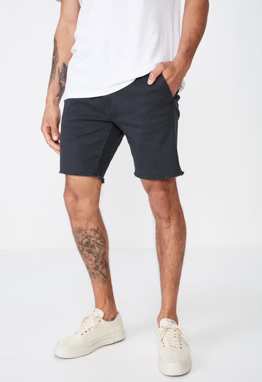 Cotton On - Raw hem chino short  - black