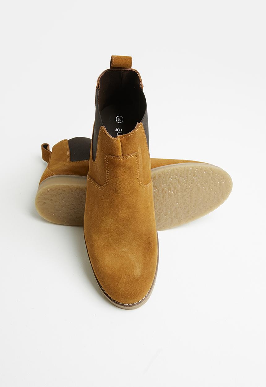 Superbalist - Kyle suede chelsea boot - tan