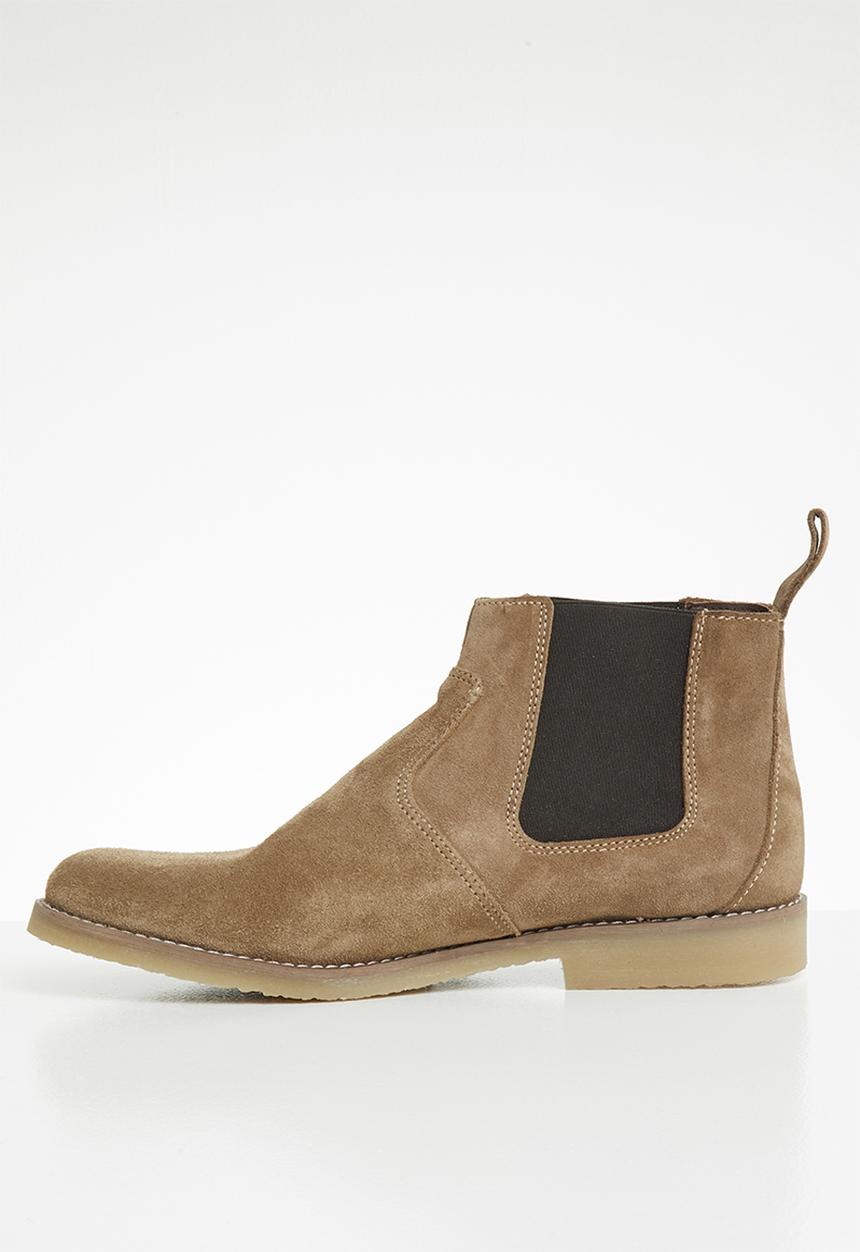 Superbalist - Kyle suede chelsea boot - brown