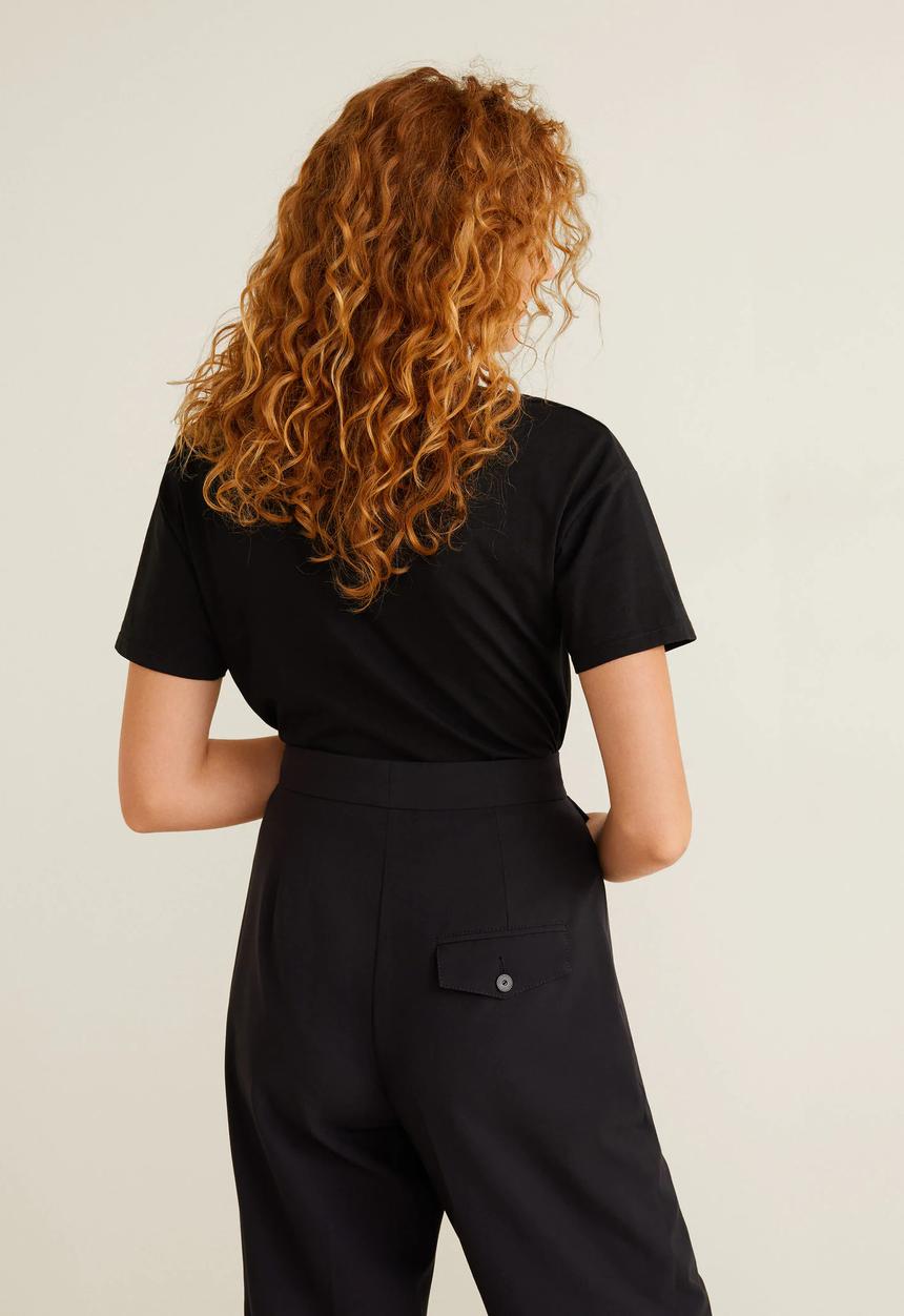 MANGO - V-neck essential T-shirt - black