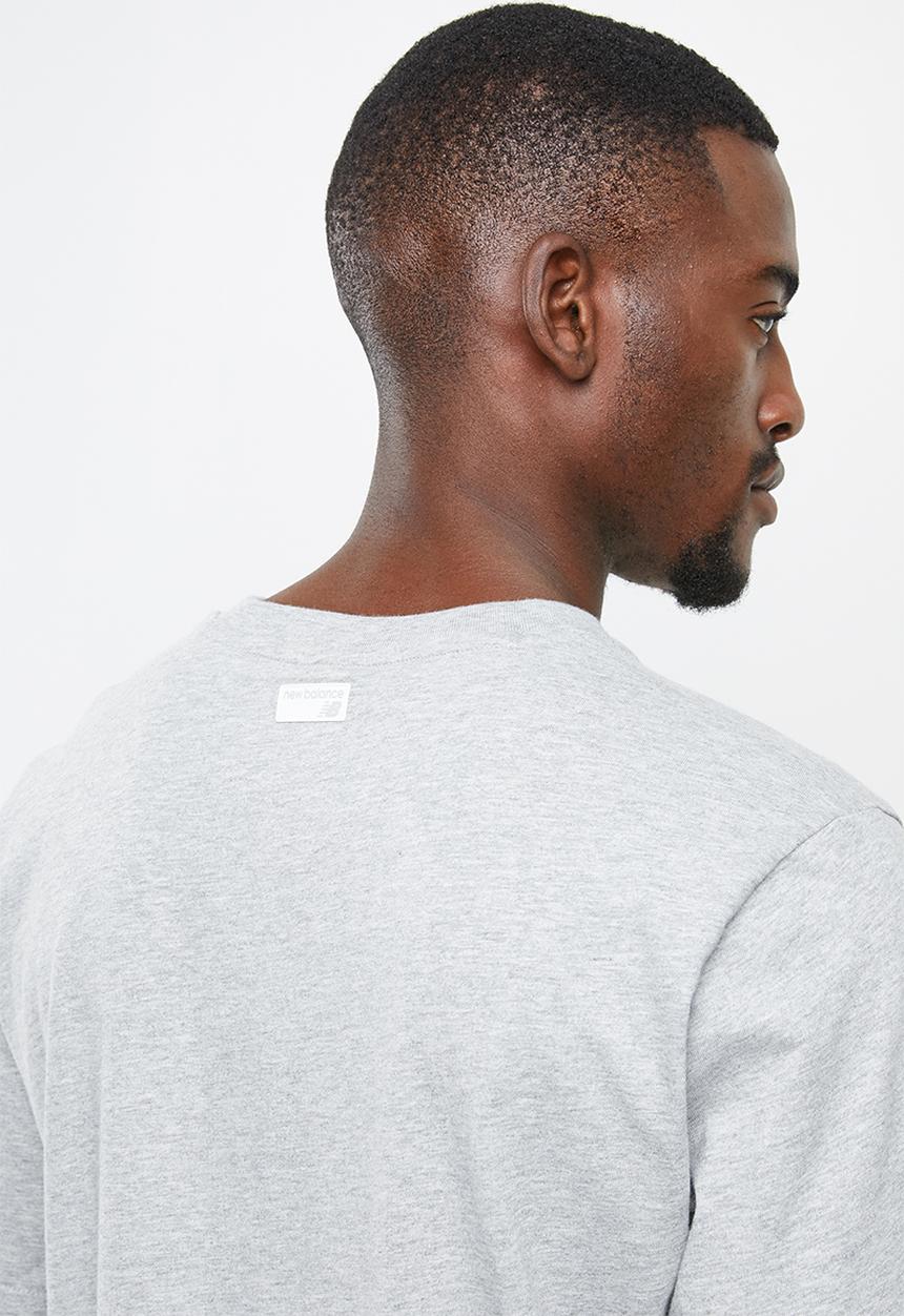 New Balance  - Archive banner tee - grey
