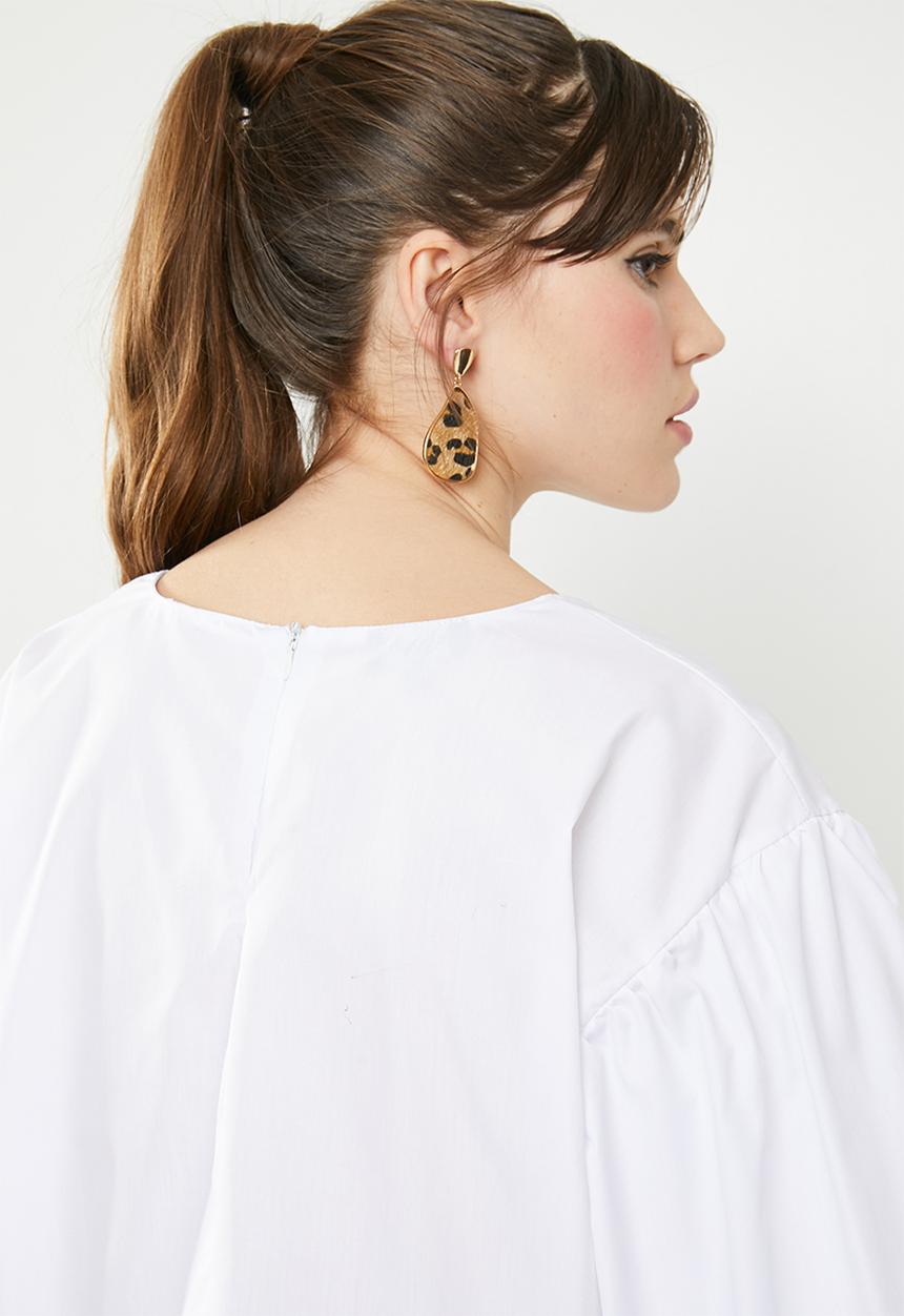 c(inch) - Structured volume sleeve blouse - white