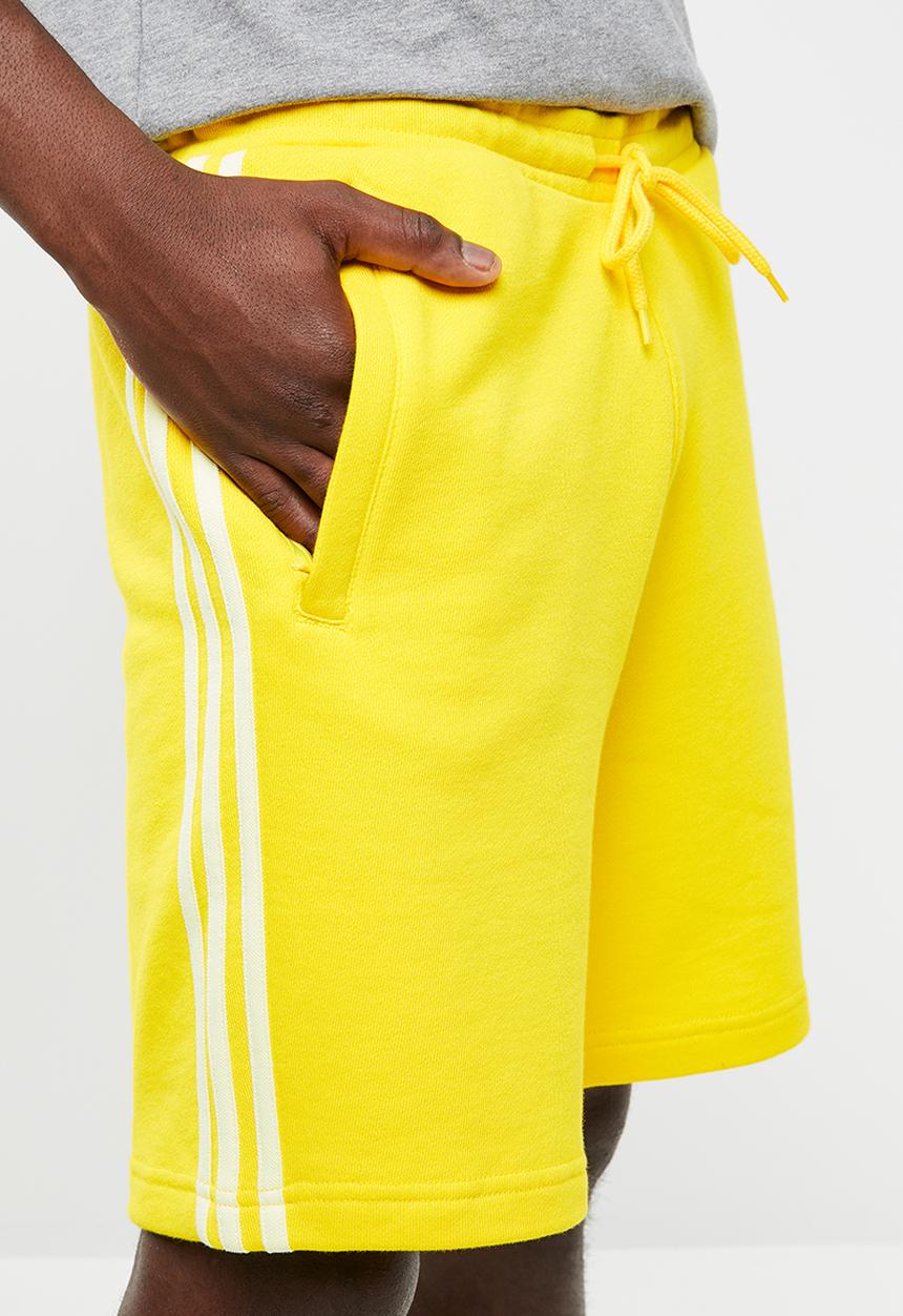 adidas Originals - Blc 3-stripe short - yellow