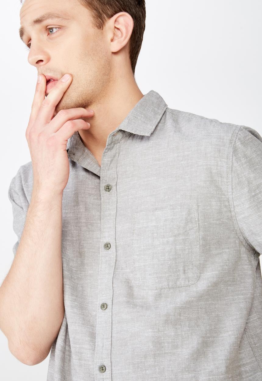 Cotton On - Premium short sleeve shirt - grey 